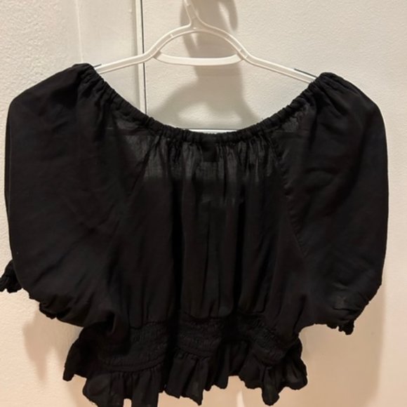 Old Navy Petite Black Peplum Top - Picture 3 of 4